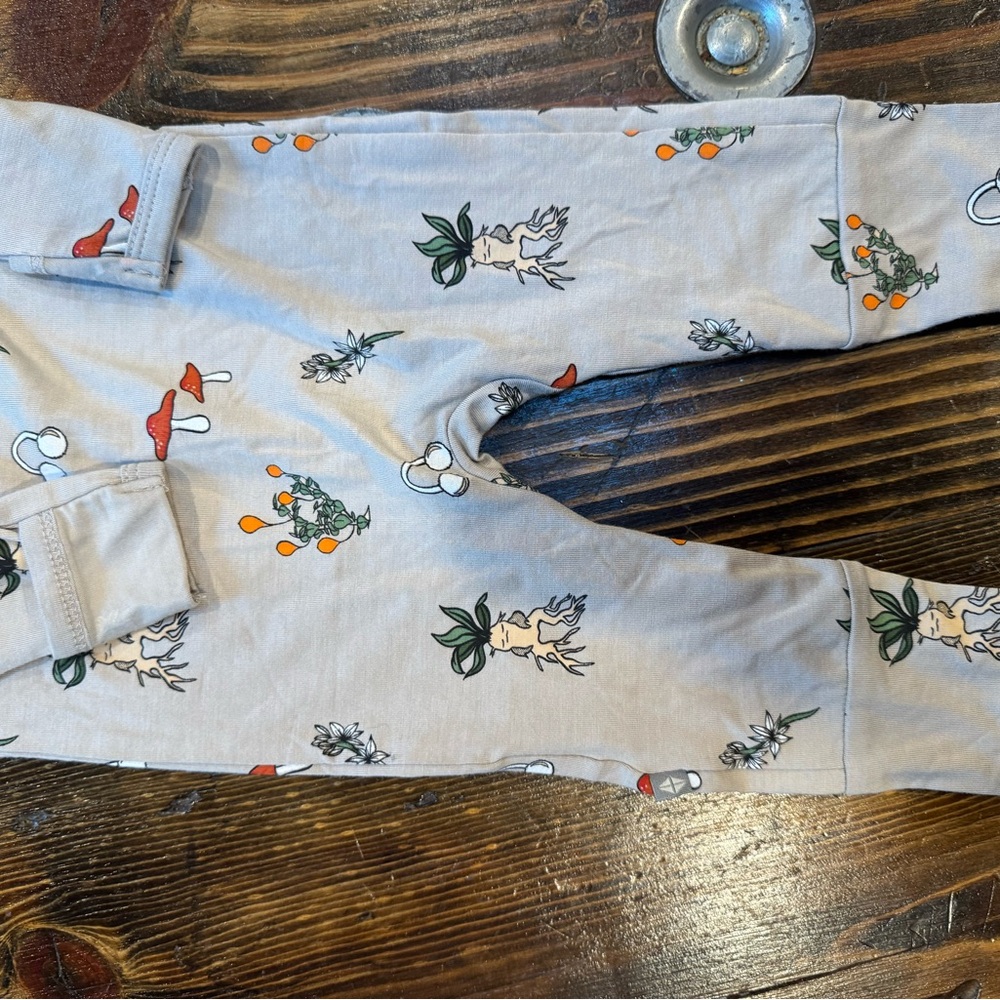 Kyte BABY Gray Mushroom Print Footie - Picture 5 of 5